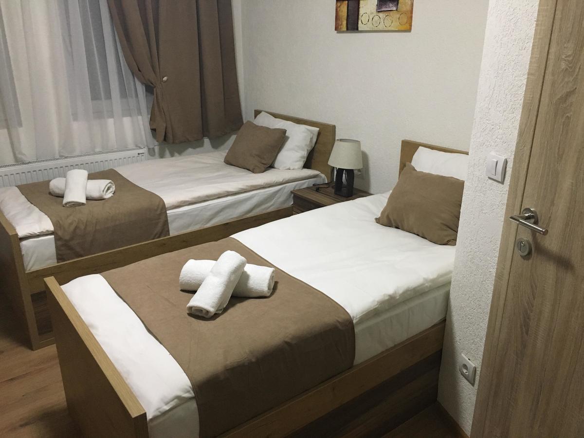 Bed And Breakfast Divanhana Novi Pazar Exterior foto