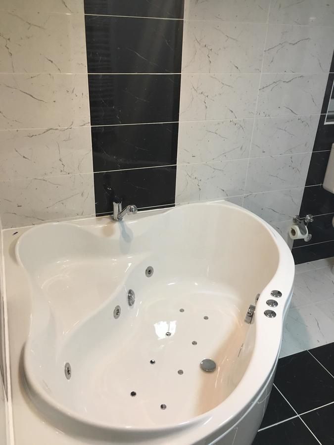 Bed And Breakfast Divanhana Novi Pazar Exterior foto